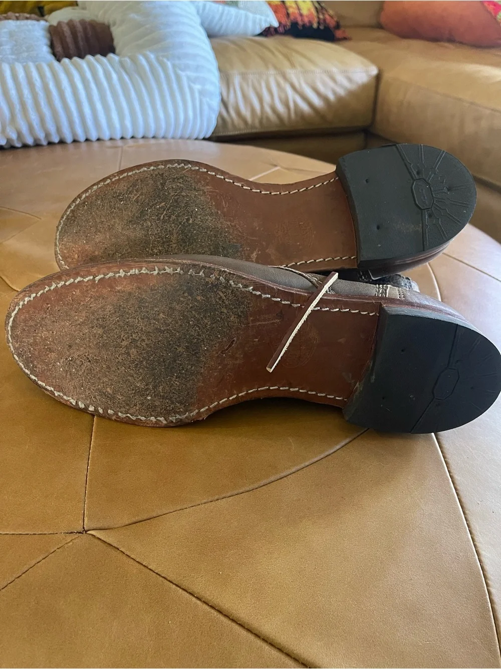 Men's Wolverine 1000 mile Moc-Toe boot